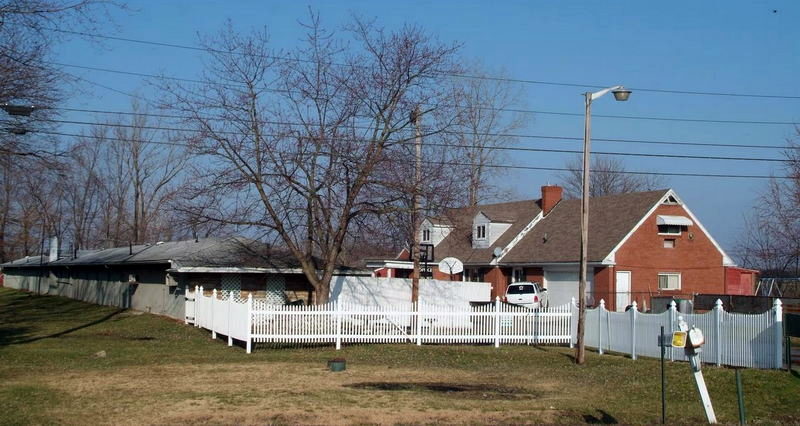 Grand Motel - Real Estate Listing Photo (newer photo)
